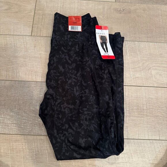 DANSKIN WOMENS BLACK PRINT LEGGINGS NEW MEDIUM - Picture 7 of 7